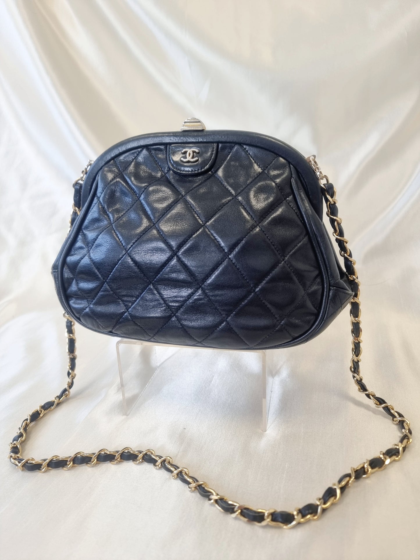 Chanel rare vintage clasp purse